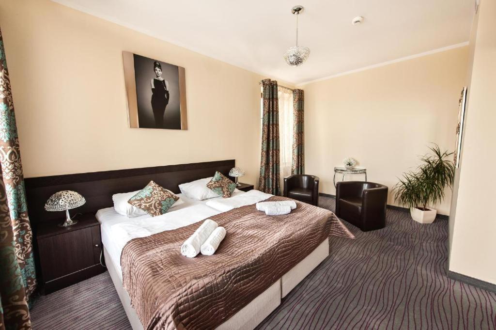 Hotel Adriana 3*