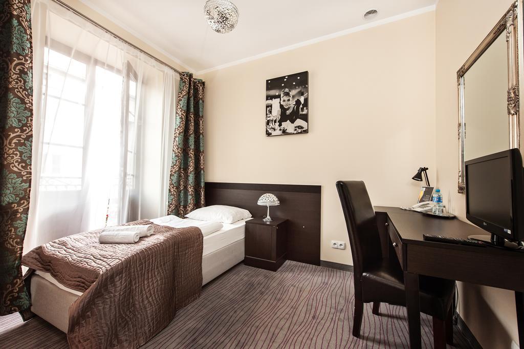 Hotel Adriana