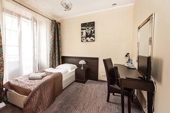 Hotel Adriana